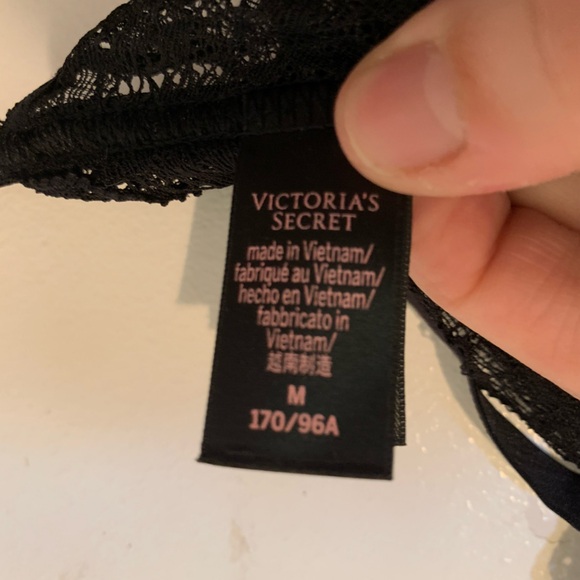 Victoria’s Secret women’s sexy lingerie size M - Picture 3 of 4